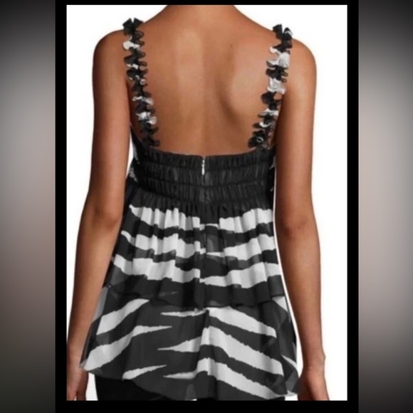 Tory Burch Lucea Animal Stripe Black White Top sz 4 - Picture 4 of 7